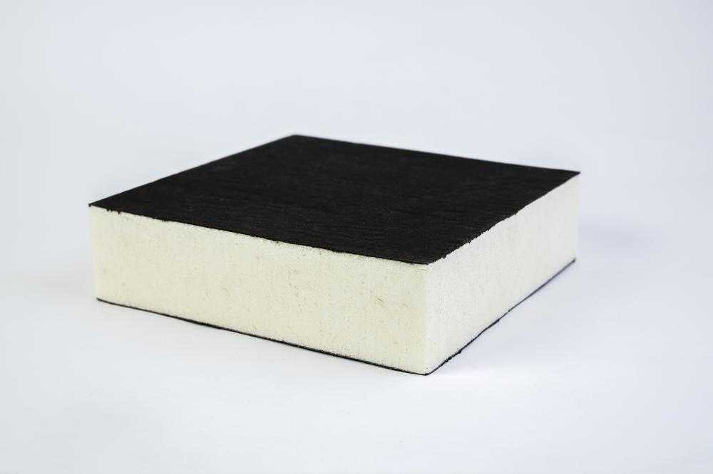 بولي ايسوسيانوريت مغلف بالاسفلت